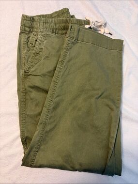 Olive Elastic-Waist Chinos with Drawstring